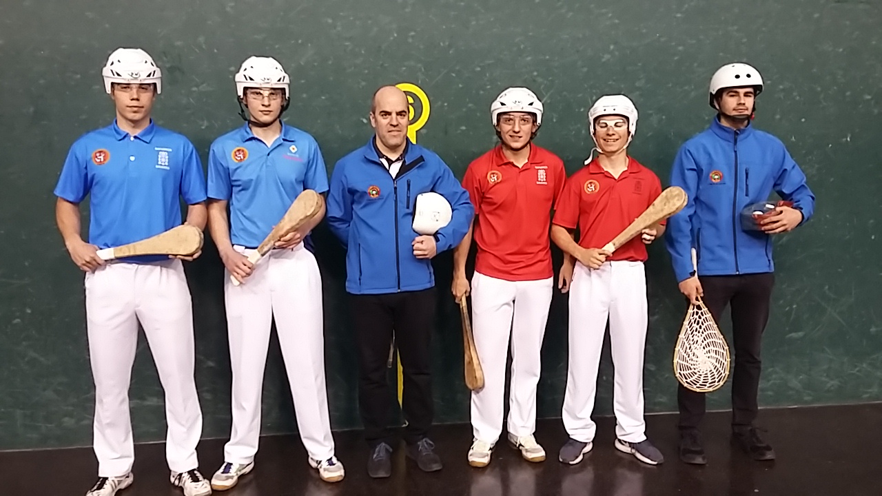 Esparza-Amatriain en pala corta e Igoa-Apezetxea en mano parejas, campeones del Federaciones Juvenil